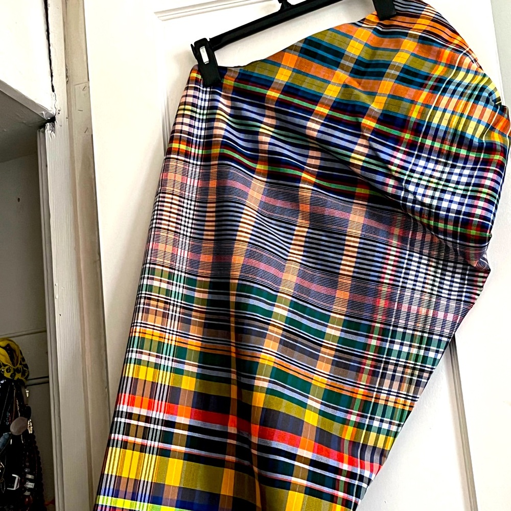Dries Van Noten skirt worn by Issa Rae on HBO’s “Insecure”.